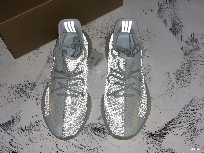 Yeezy 350 FW5317 Boost White Cloud Adidas V2 Reflective 0819